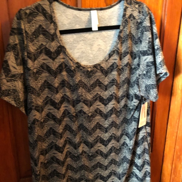 LuLaRoe Tops - Classic t LuLaRoe Tops - Classic t